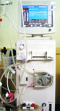血液透析器