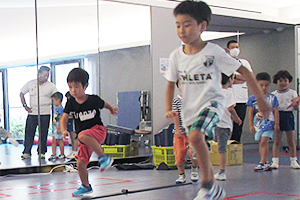 スポーツリズムトレーニングの様子