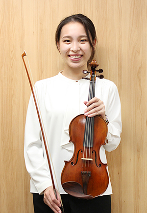 井上明香