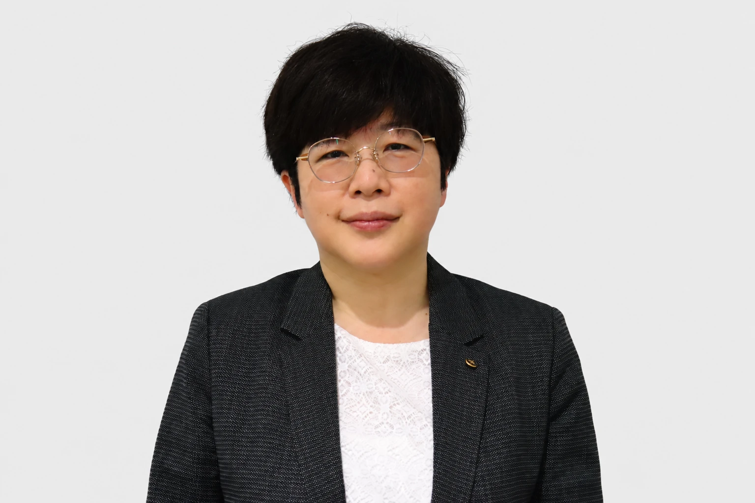 山口ひかり氏