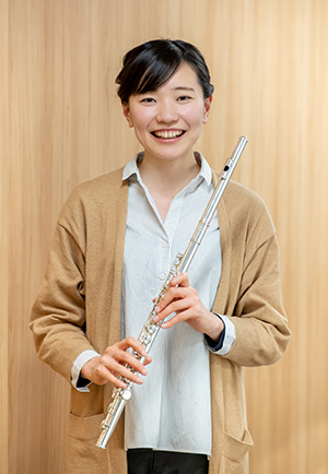 安達 紗代