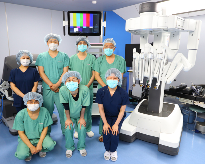 手術支援ロボット ダヴィンチ(da Vinci Xi)