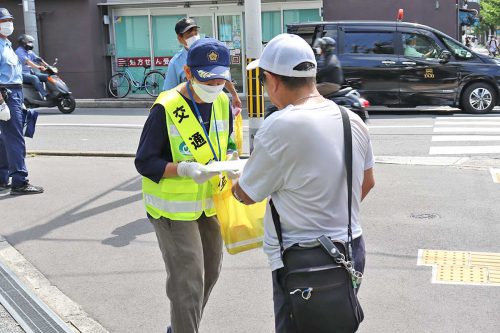 【丸太町エリア】交通ルール遵守街頭啓発活動を実施しました！