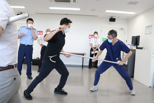 洛和会丸太町病院にて院内暴力対策訓練を実施