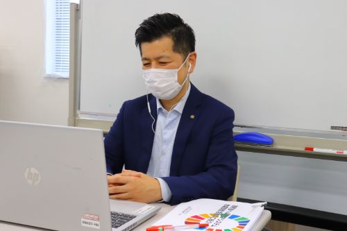 地域の中学校でSDGsのオンライン講義を実施